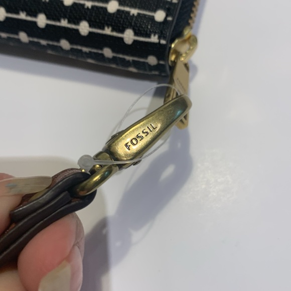 Fossil zip around wristlet wallet - Picture 8 of 8